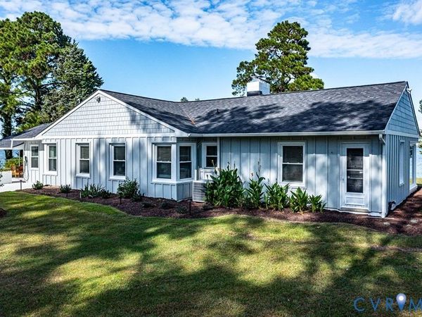 560 Eubank Landing Road, Topping, VA 23169