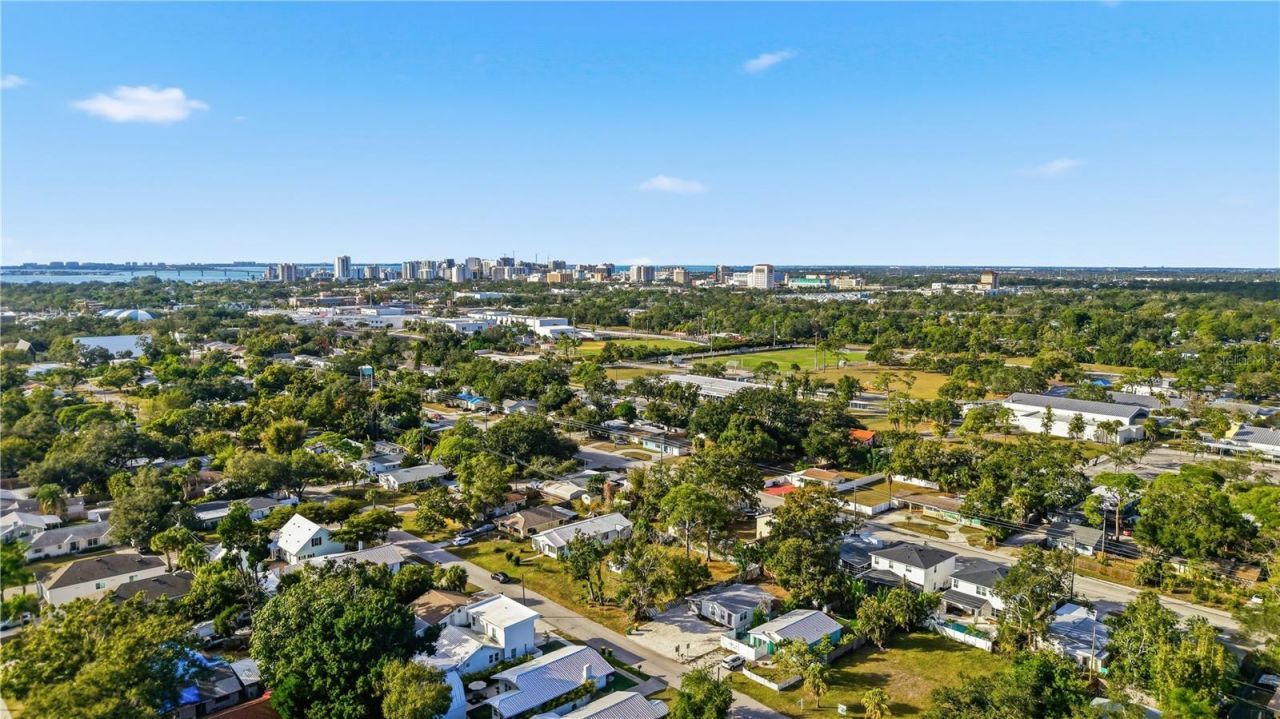 2547 Loma Linda Street, Sarasota, FL 34239 Photo