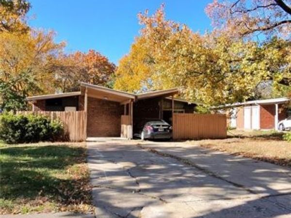 8430-8432 Kessler Street, Overland Park, KS 66212