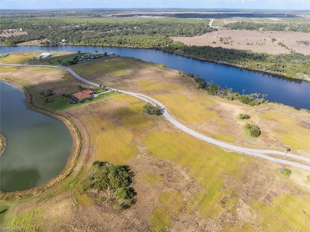 2029 Silk Bay Blvd, Alva, FL 33920 Photo