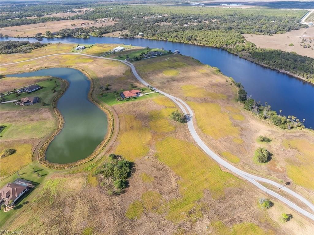 2029 Silk Bay Blvd, Alva, FL 33920 Photo