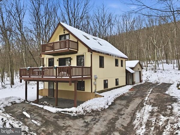 704 RAINBOW TERRACE, EFFORT, PA 18330