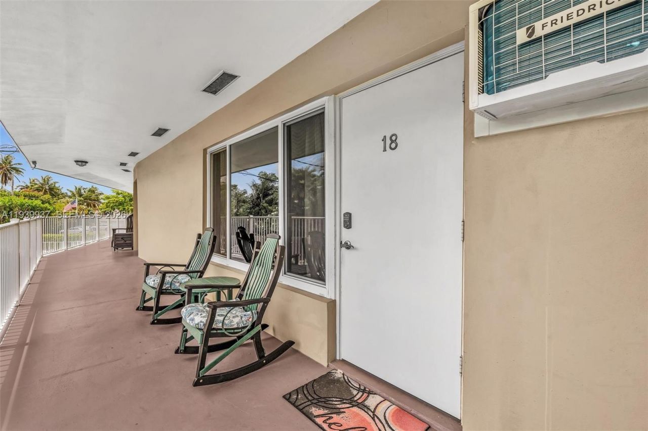 2501 N Ocean Blvd, Unit 18, Pompano Beach, FL 33062 Photo