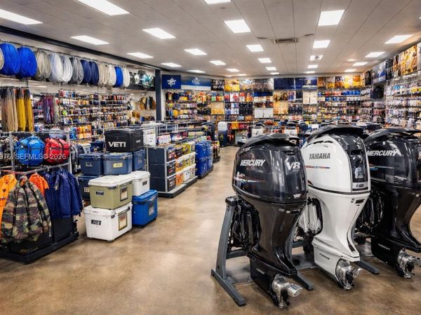 Marine Supply / Engline Retailer , Hialeah, FL 33010