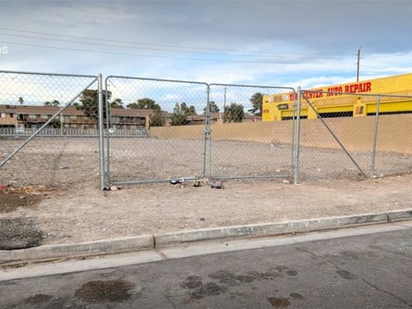 4835 E Charleston Boulevard, Las Vegas, NV 89104