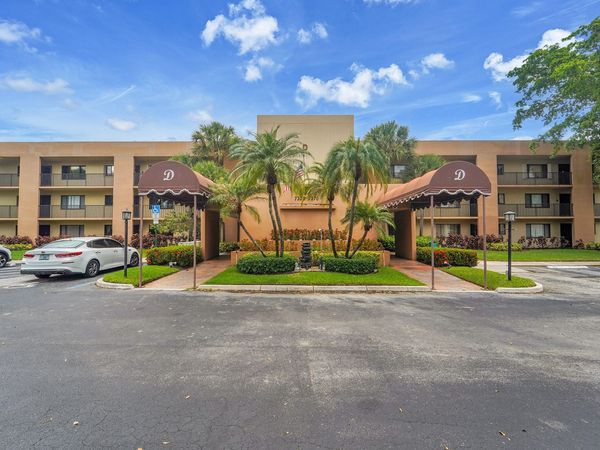 7342 Ashmont Circle, Unit 203, Tamarac, FL 33321