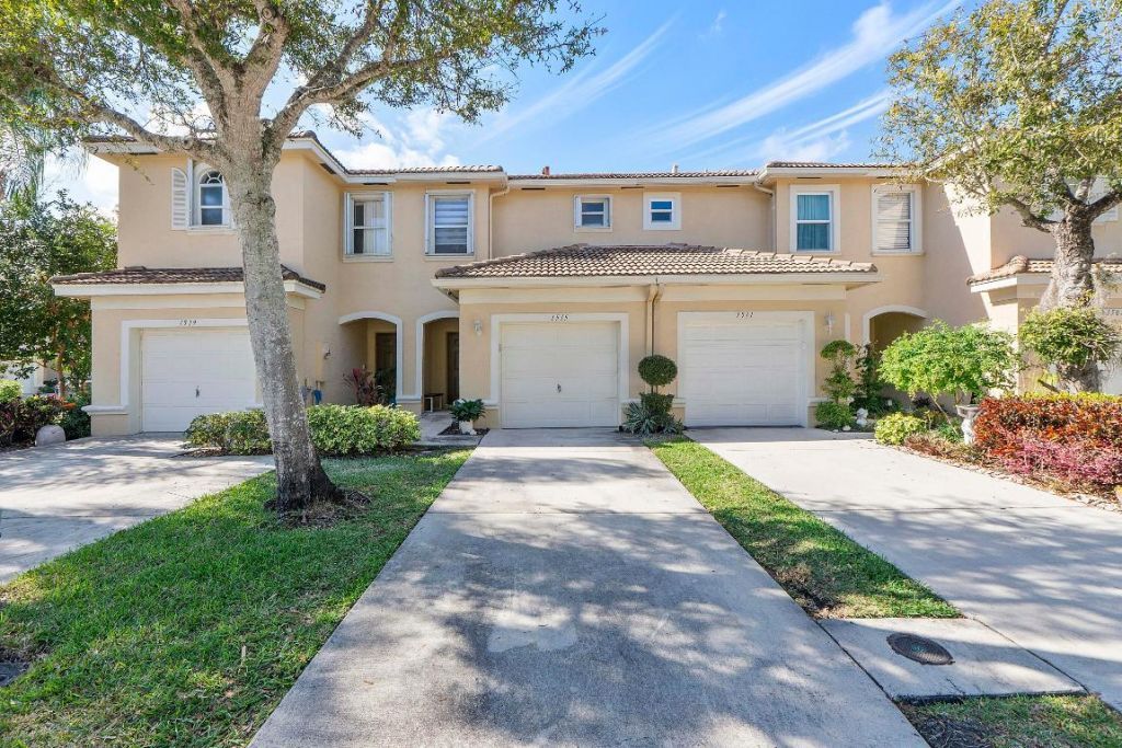 1515 Buckingham Avenue, Unit 1515, Wellington, FL 33414 Photo