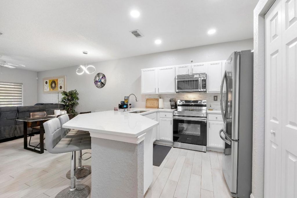 1515 Buckingham Avenue, Unit 1515, Wellington, FL 33414 Photo