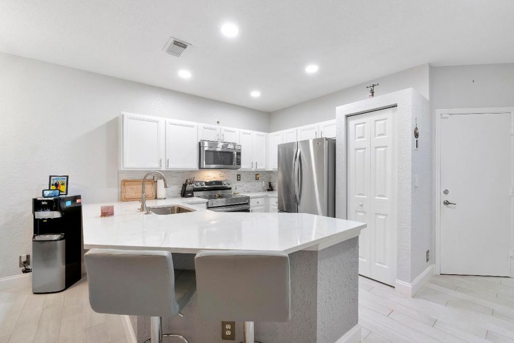 1515 Buckingham Avenue, Unit 1515, Wellington, FL 33414 Photo