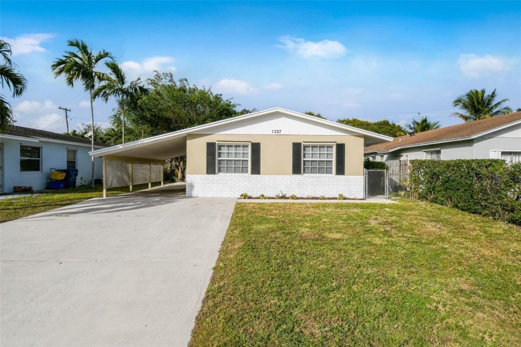 1227 Cherokee Street, Jupiter, FL 33458 Photo