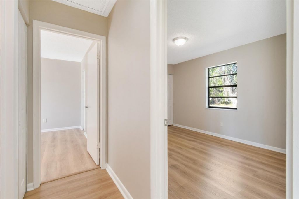 516 SW Buswell Avenue, Port Saint Lucie, FL 34983 Photo