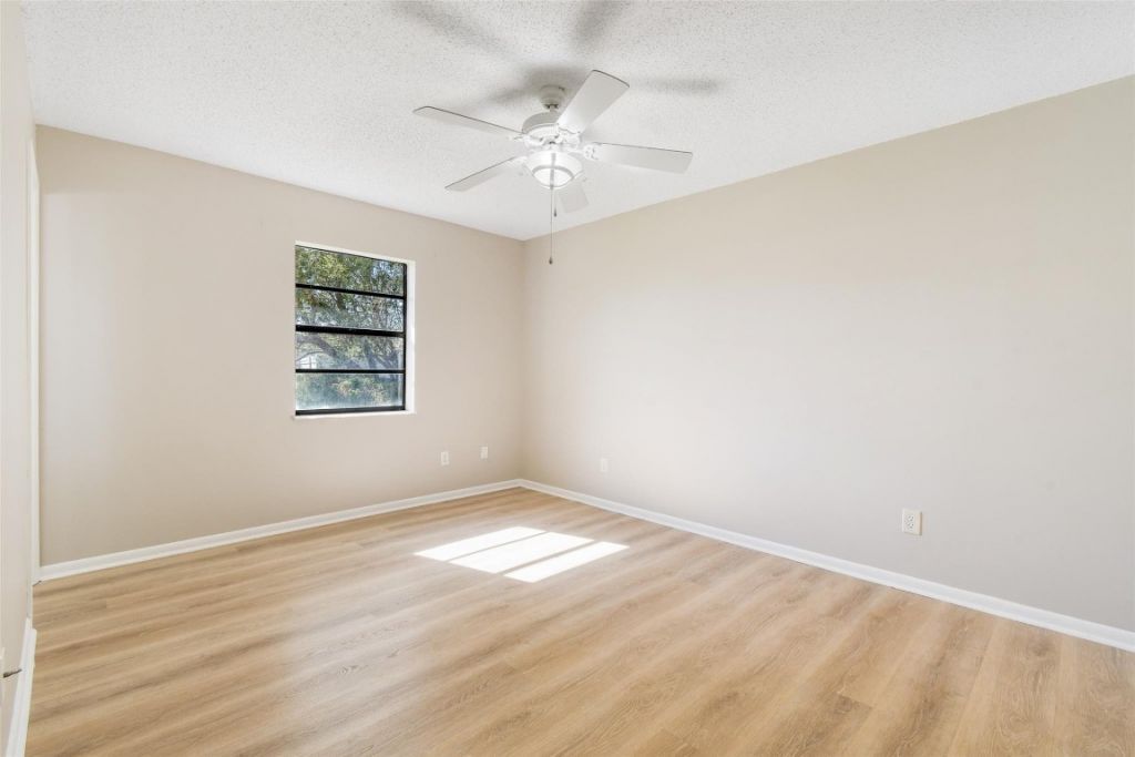 516 SW Buswell Avenue, Port Saint Lucie, FL 34983 Photo