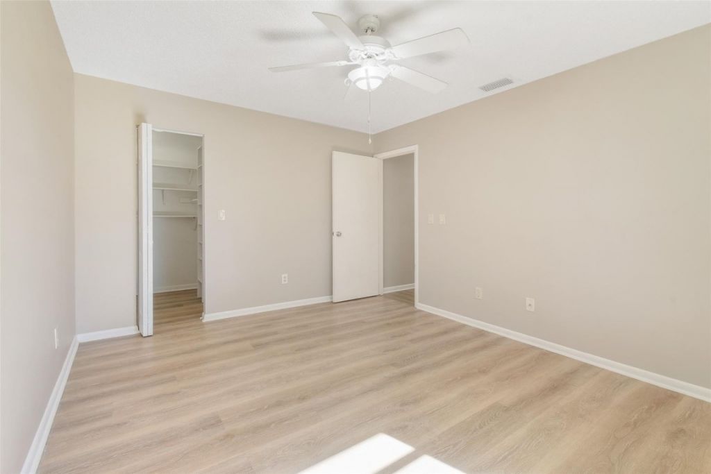 516 SW Buswell Avenue, Port Saint Lucie, FL 34983 Photo