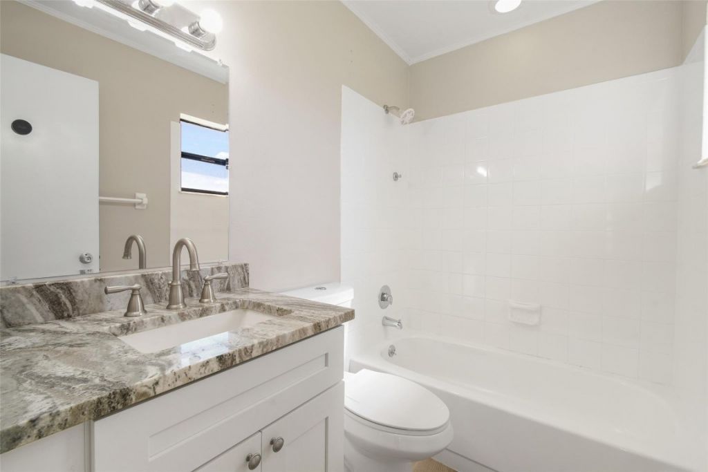 516 SW Buswell Avenue, Port Saint Lucie, FL 34983 Photo