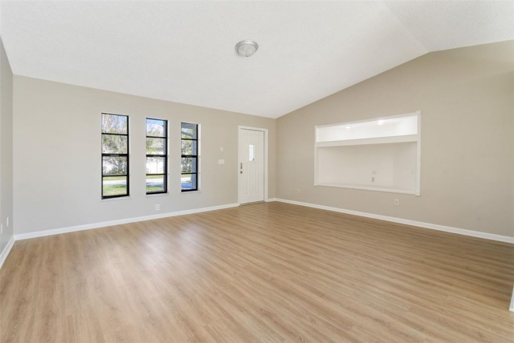 516 SW Buswell Avenue, Port Saint Lucie, FL 34983 Photo