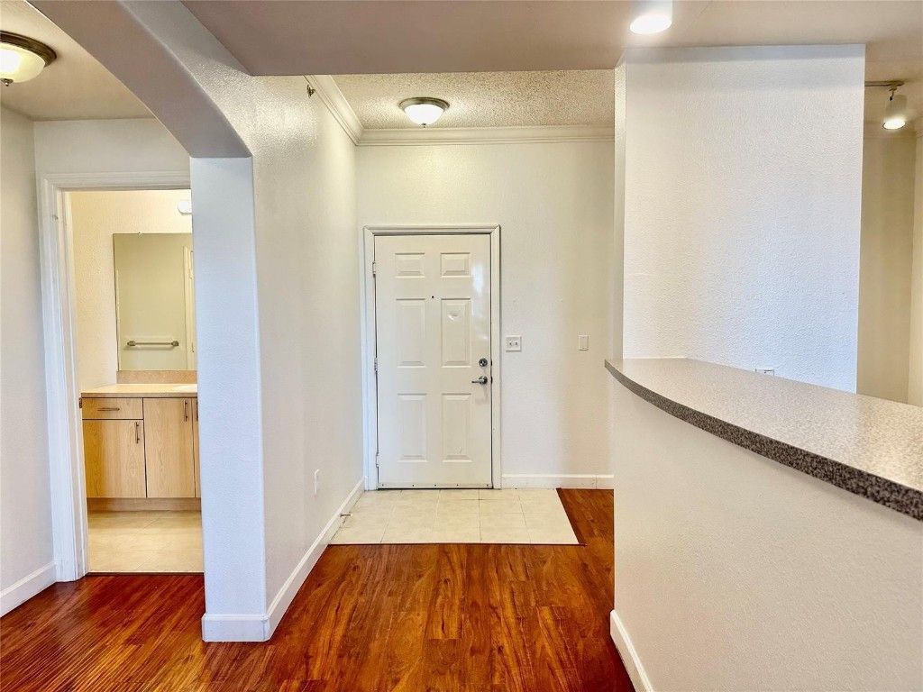 533 NE 3rd Ave, Unit 401, Fort Lauderdale, FL 33301 Photo