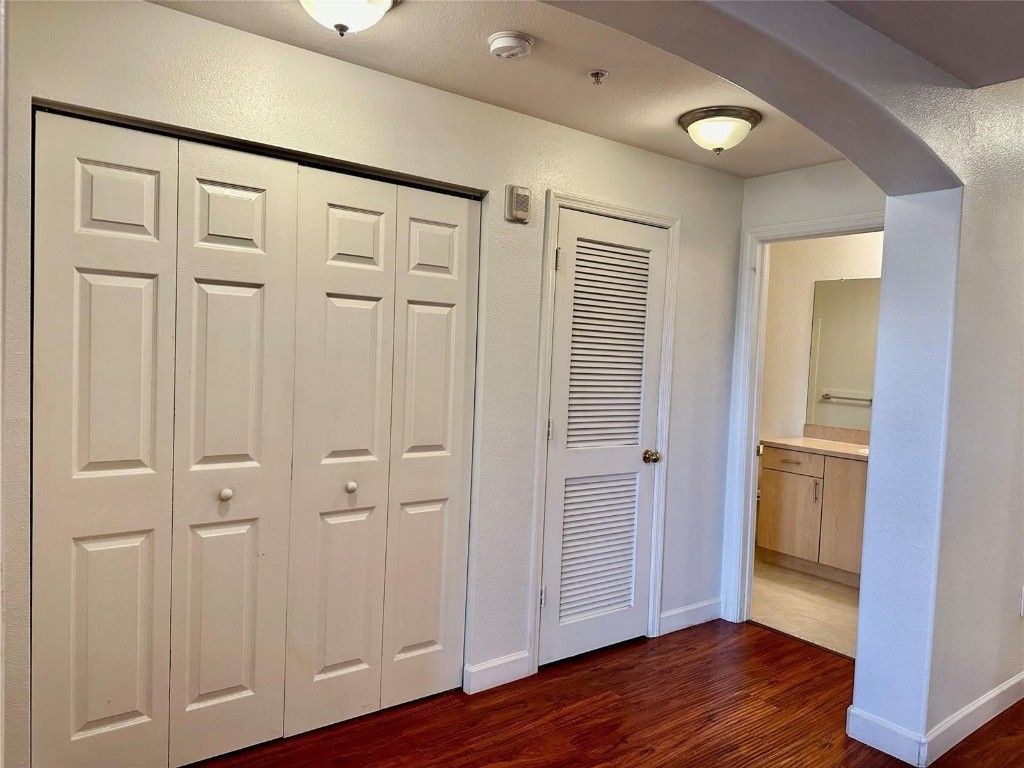 533 NE 3rd Ave, Unit 401, Fort Lauderdale, FL 33301 Photo