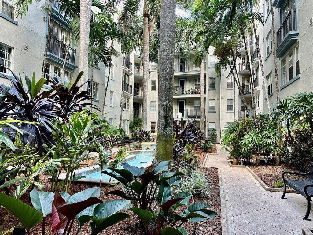 533 NE 3rd Ave, Unit 401, Fort Lauderdale, FL 33301 Photo