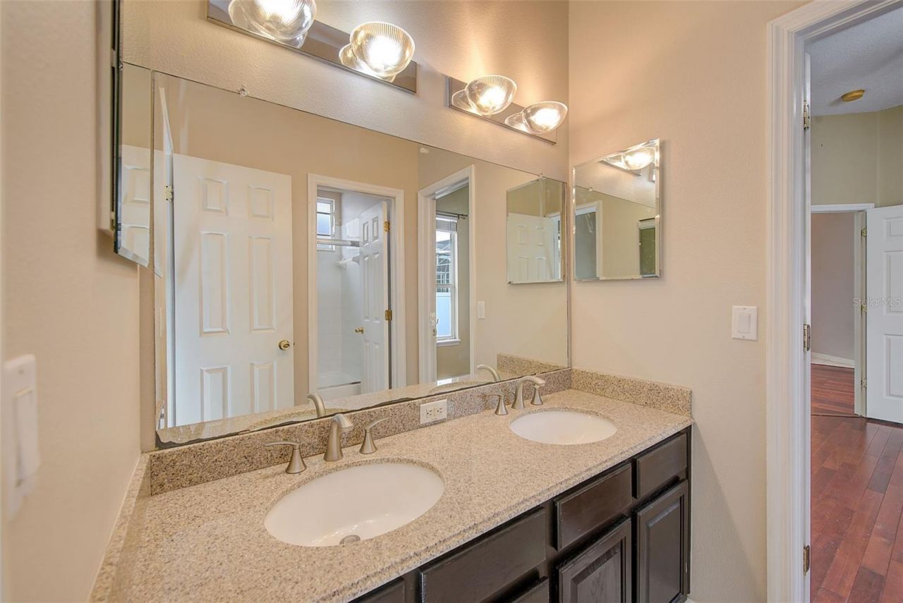 5516 Garden Arbor Drive, Lutz, FL 33558 Photo