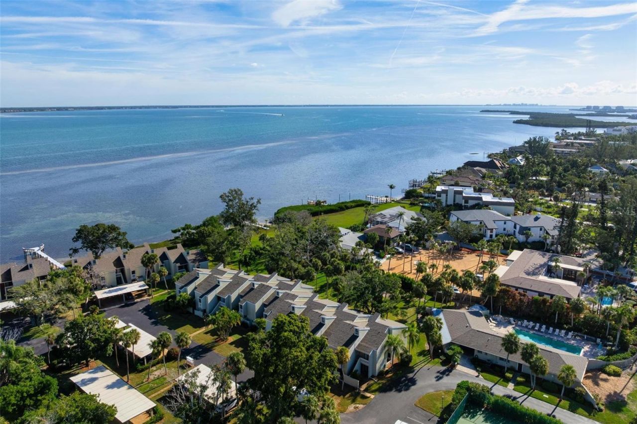 5260 Gulf Of Mexico Drive, Unit 403, Longboat Key, FL 34228 Photo