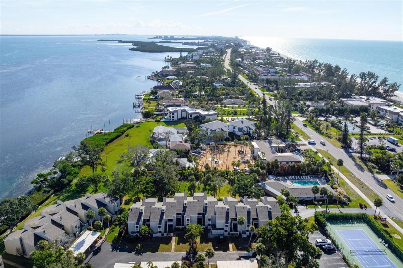 5260 Gulf Of Mexico Drive, Unit 403, Longboat Key, FL 34228 Photo