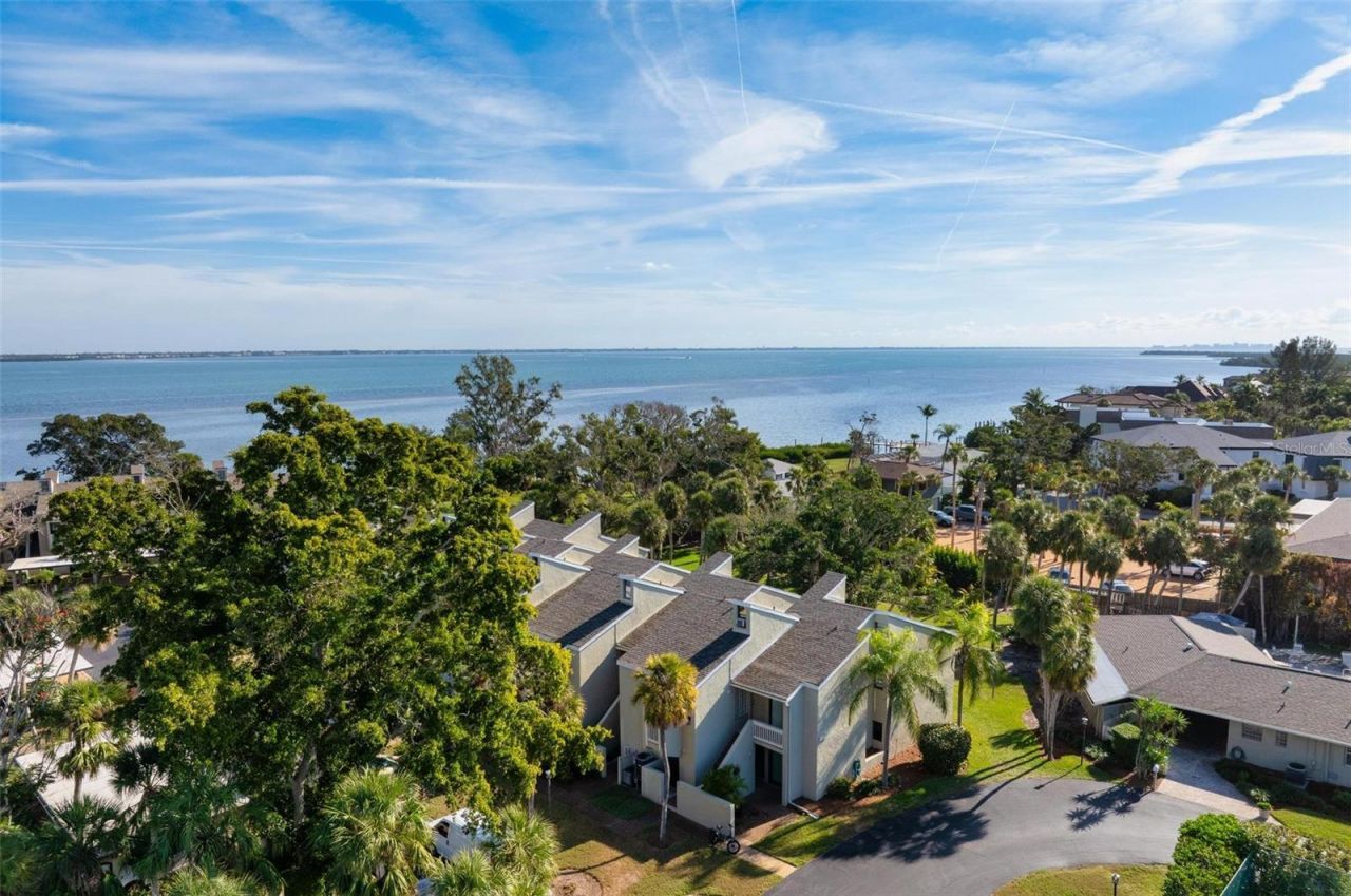 5260 Gulf Of Mexico Drive, Unit 403, Longboat Key, FL 34228 Photo