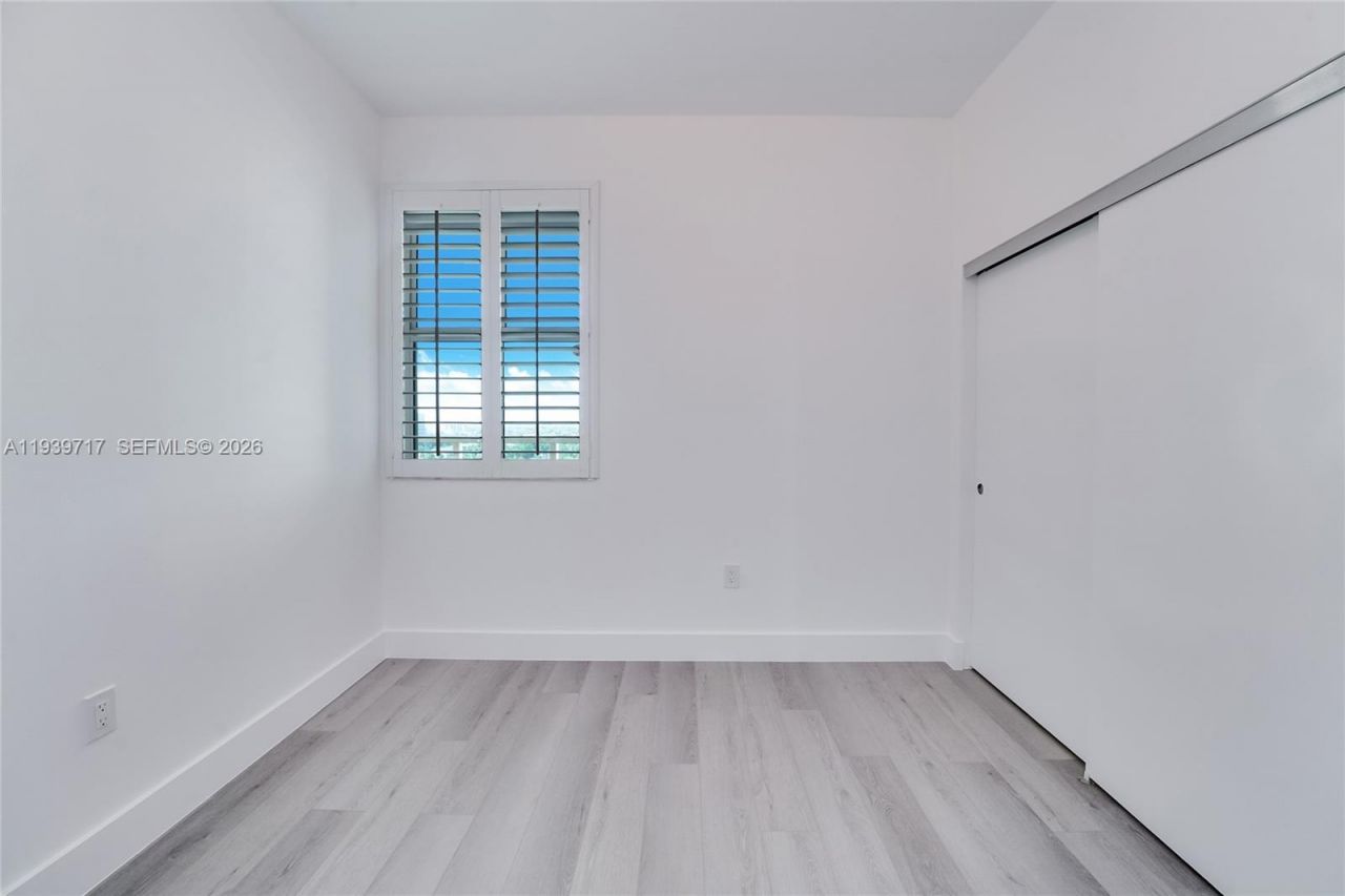 3340 NE 190th St, Unit 1102, Aventura, FL 33180 Photo