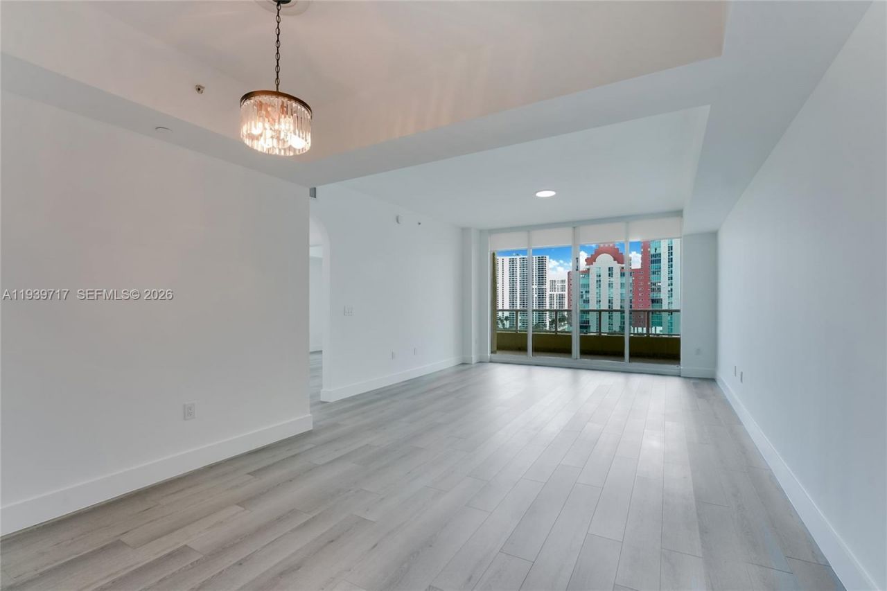 3340 NE 190th St, Unit 1102, Aventura, FL 33180 Photo