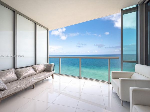 17121 Collins Ave, Unit 2106, Sunny Isles Beach, FL 33160