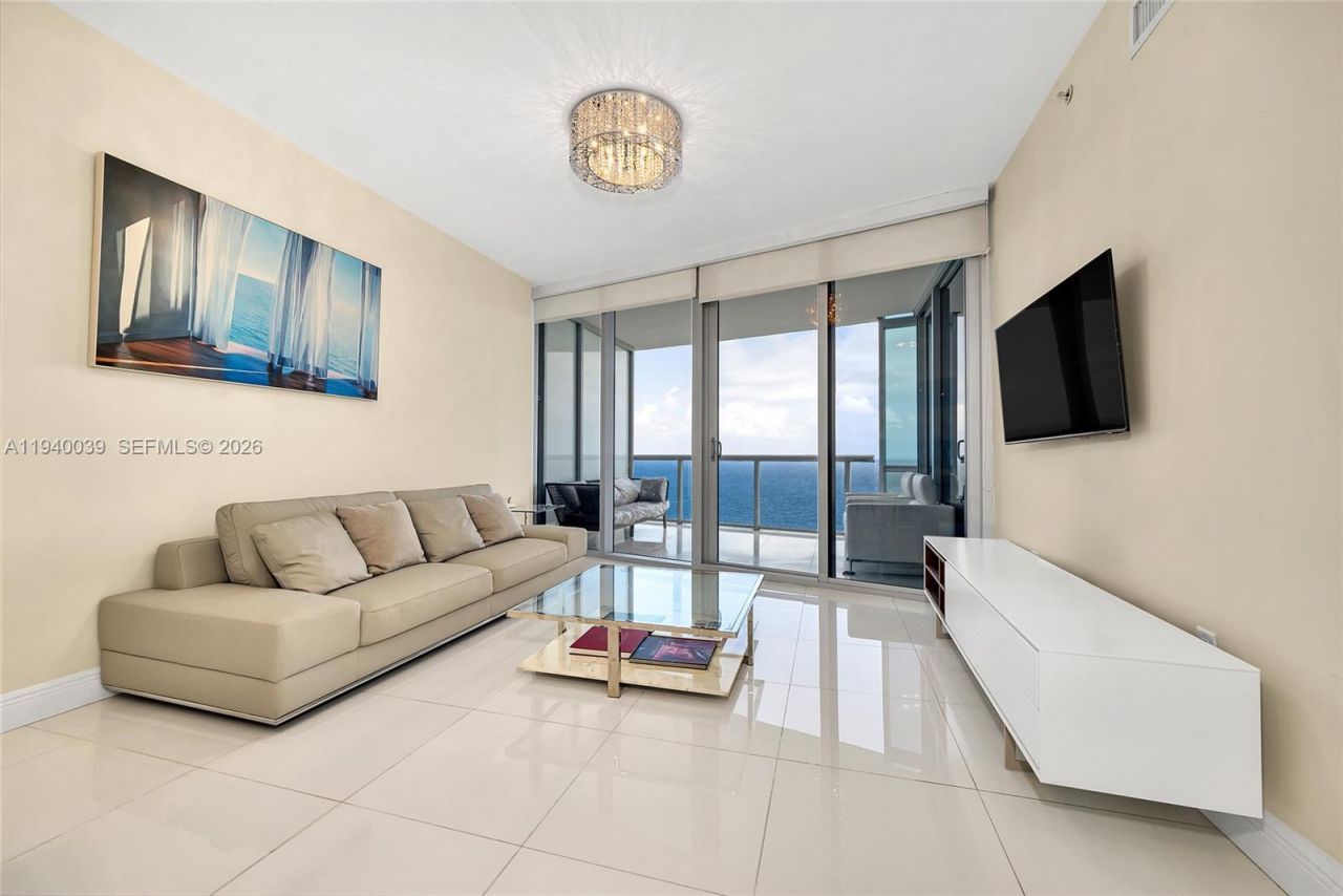 17121 Collins Ave, Unit 2106, Sunny Isles Beach, FL 33160 Photo