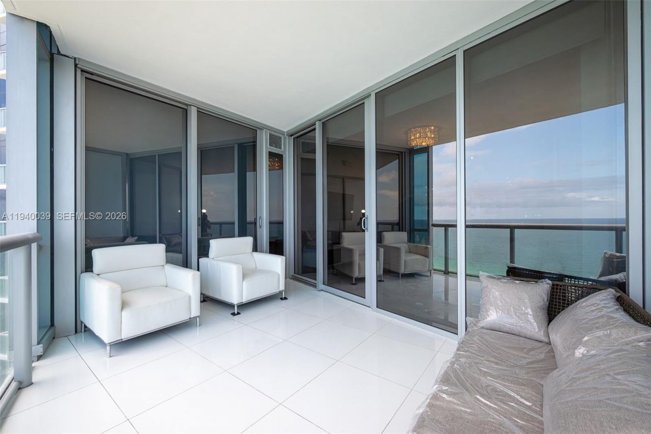 17121 Collins Ave, Unit 2106, Sunny Isles Beach, FL 33160 Photo
