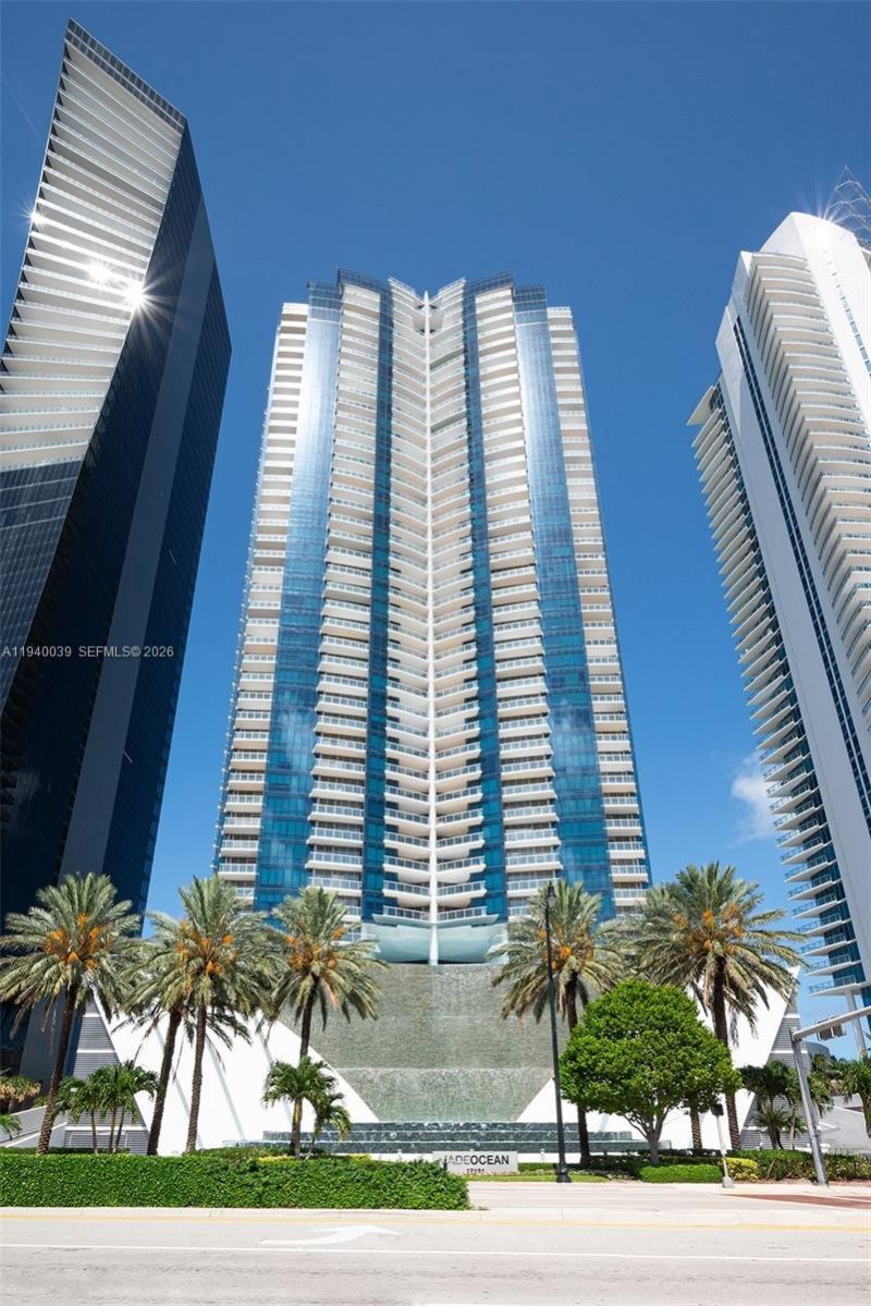 17121 Collins Ave, Unit 2106, Sunny Isles Beach, FL 33160 Photo