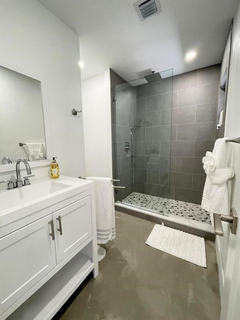 96180 Overseas Hwy, Unit 1, Key Largo, FL 33037 Photo