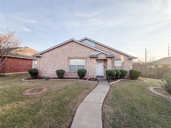 1436 Stella Drive, Lewisville, TX 75067