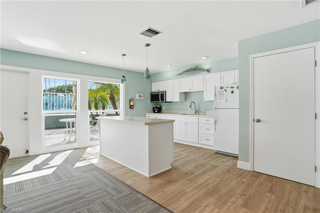 4251 Island Cir, Unit 7, Fort Myers, FL 33919 Photo