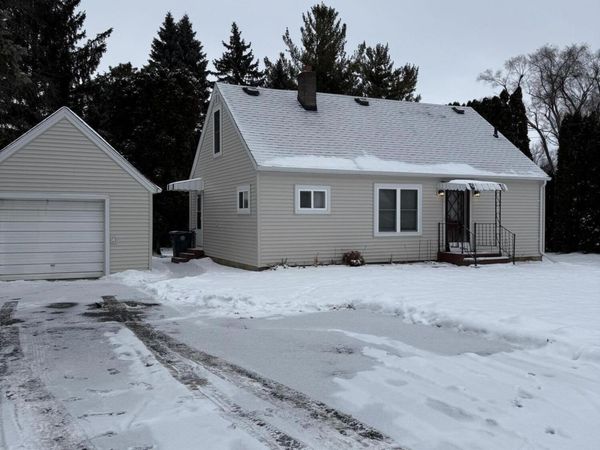 1304 Wolf Court, East Lansing, MI 48823