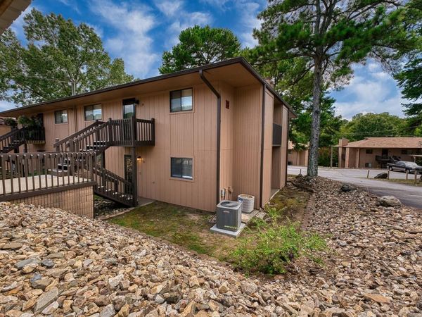 1100 WOODLAWN Avenue, Unit #19, Hot Springs, AR 71913