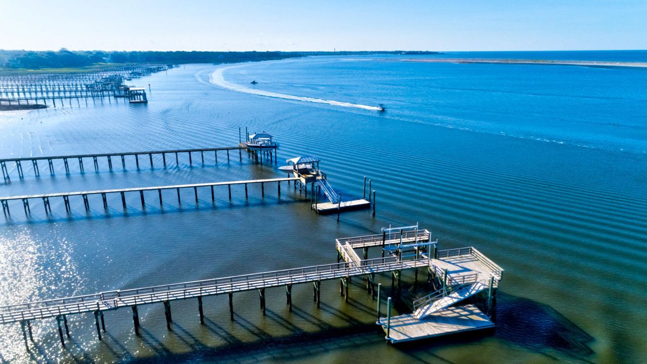 108 Beach Street Photo 14