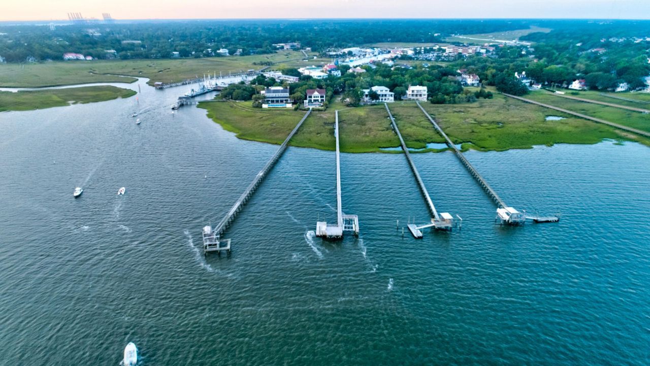 108 Beach Street Photo 6