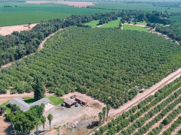 9337 Creekside Lane, Modesto, CA 95357