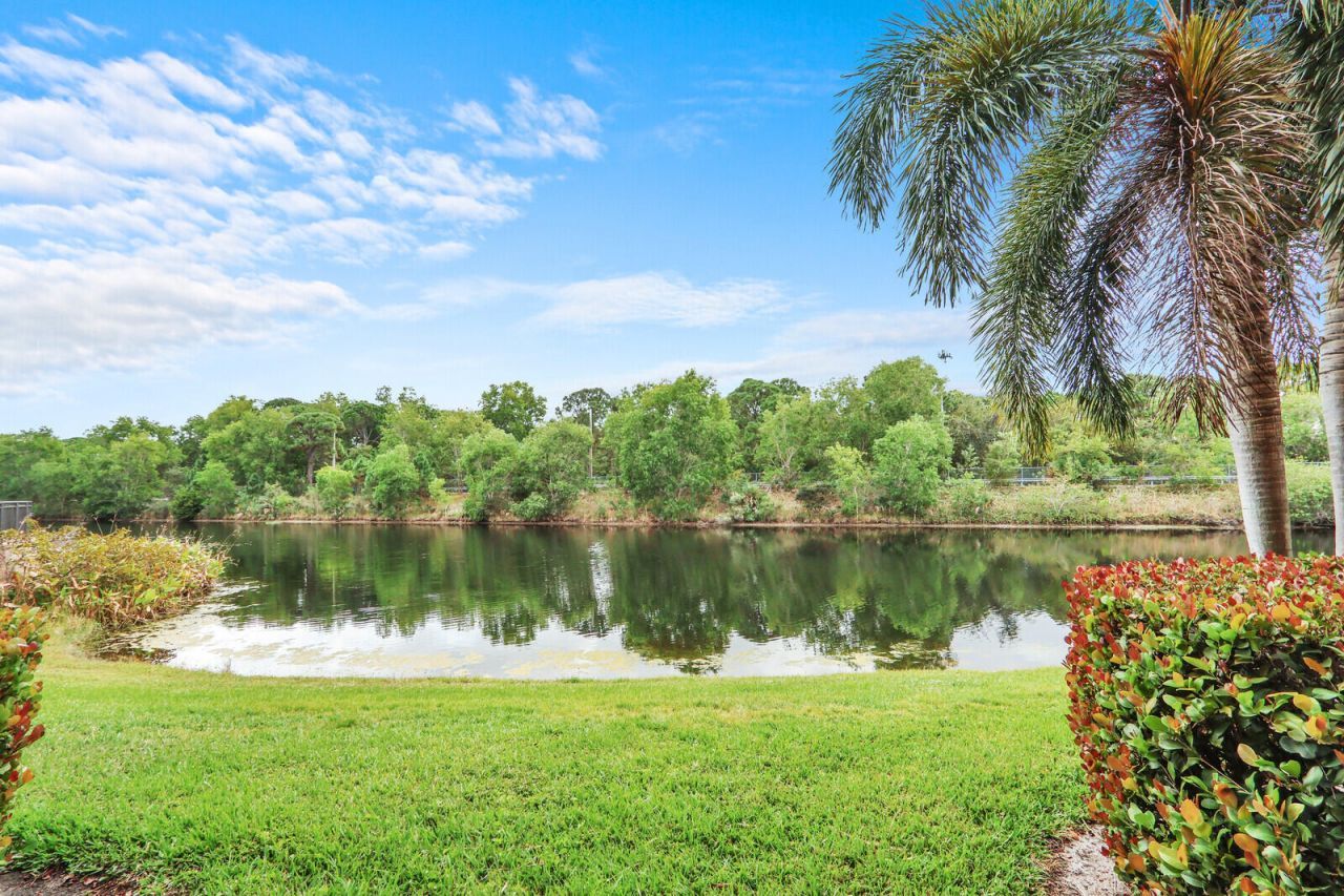 4559 Artesa Way S, Palm Beach Gardens, FL 33418 Photo