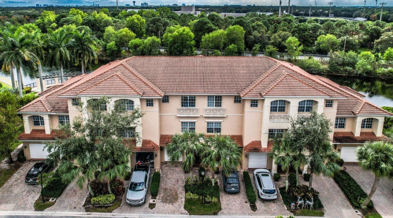 4559 Artesa Way S, Palm Beach Gardens, FL 33418 Photo