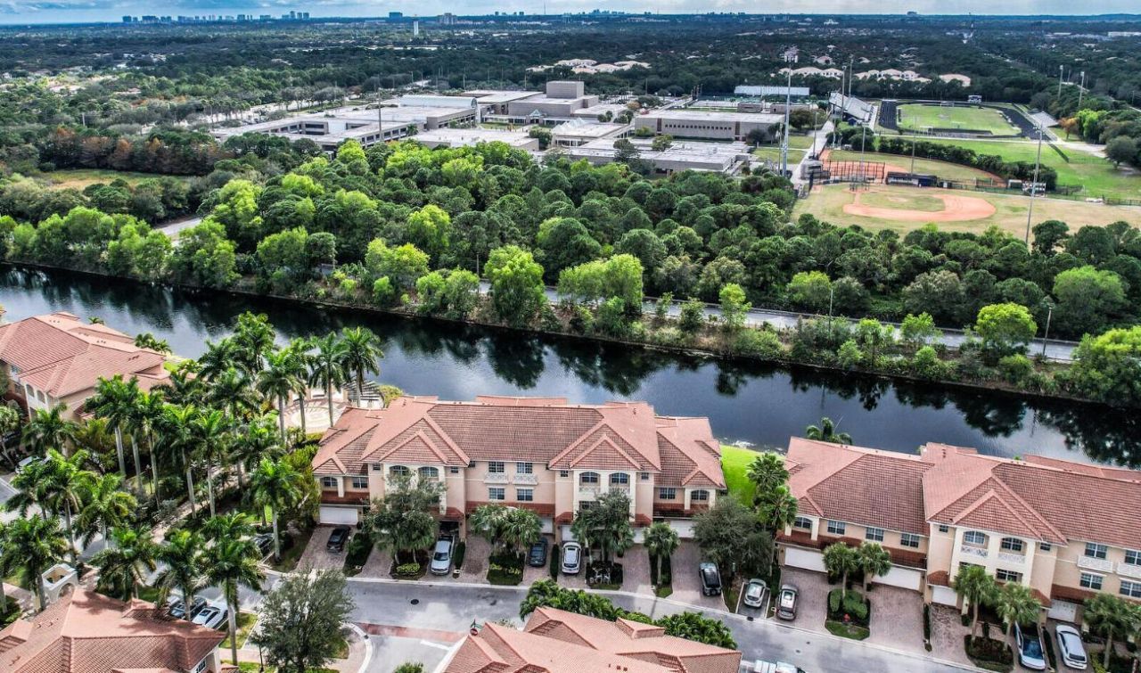 4559 Artesa Way S, Palm Beach Gardens, FL 33418 Photo