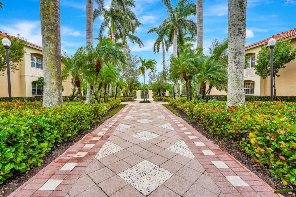 4559 Artesa Way S, Palm Beach Gardens, FL 33418 Photo