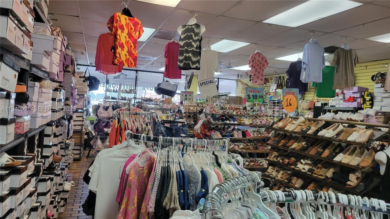 4036 W 12th Ave, Hialeah, FL 33012 Photo