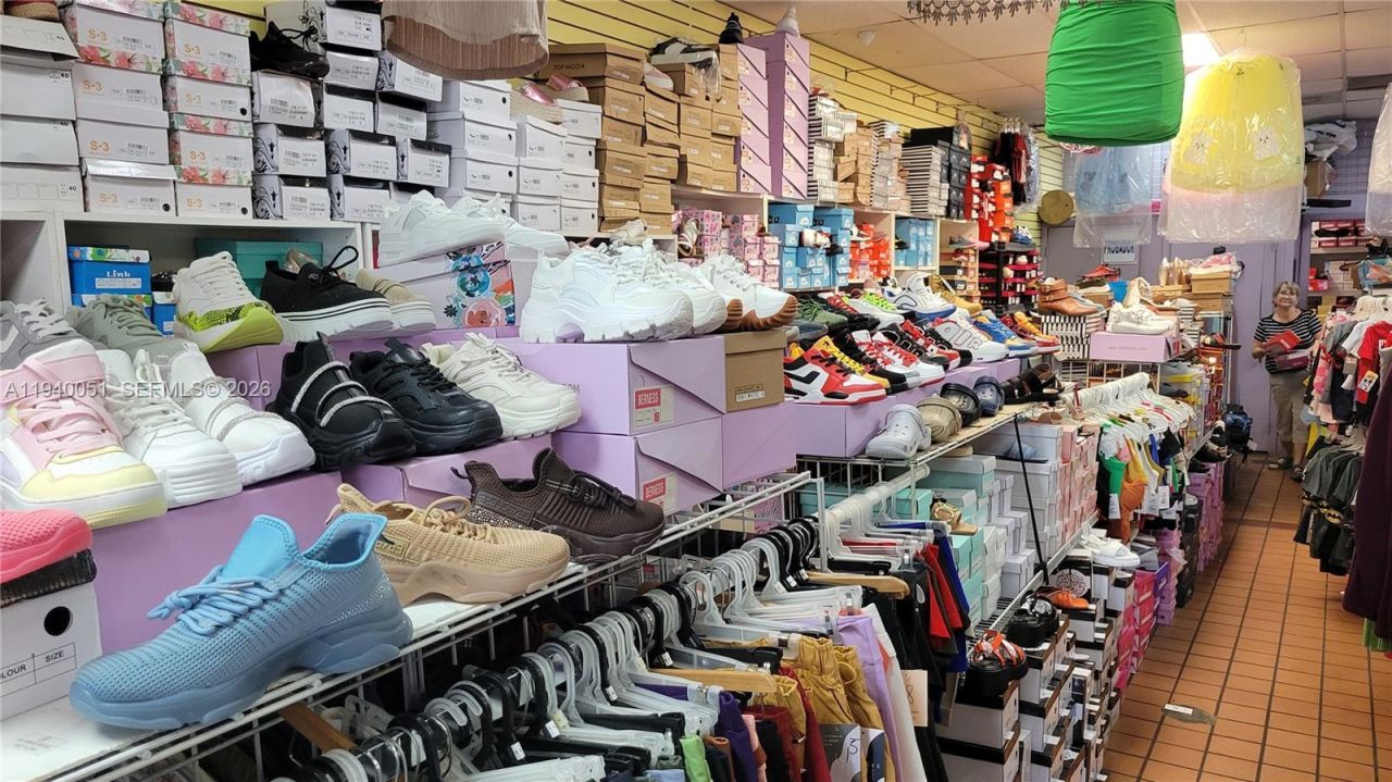 4036 W 12th Ave, Hialeah, FL 33012 Photo