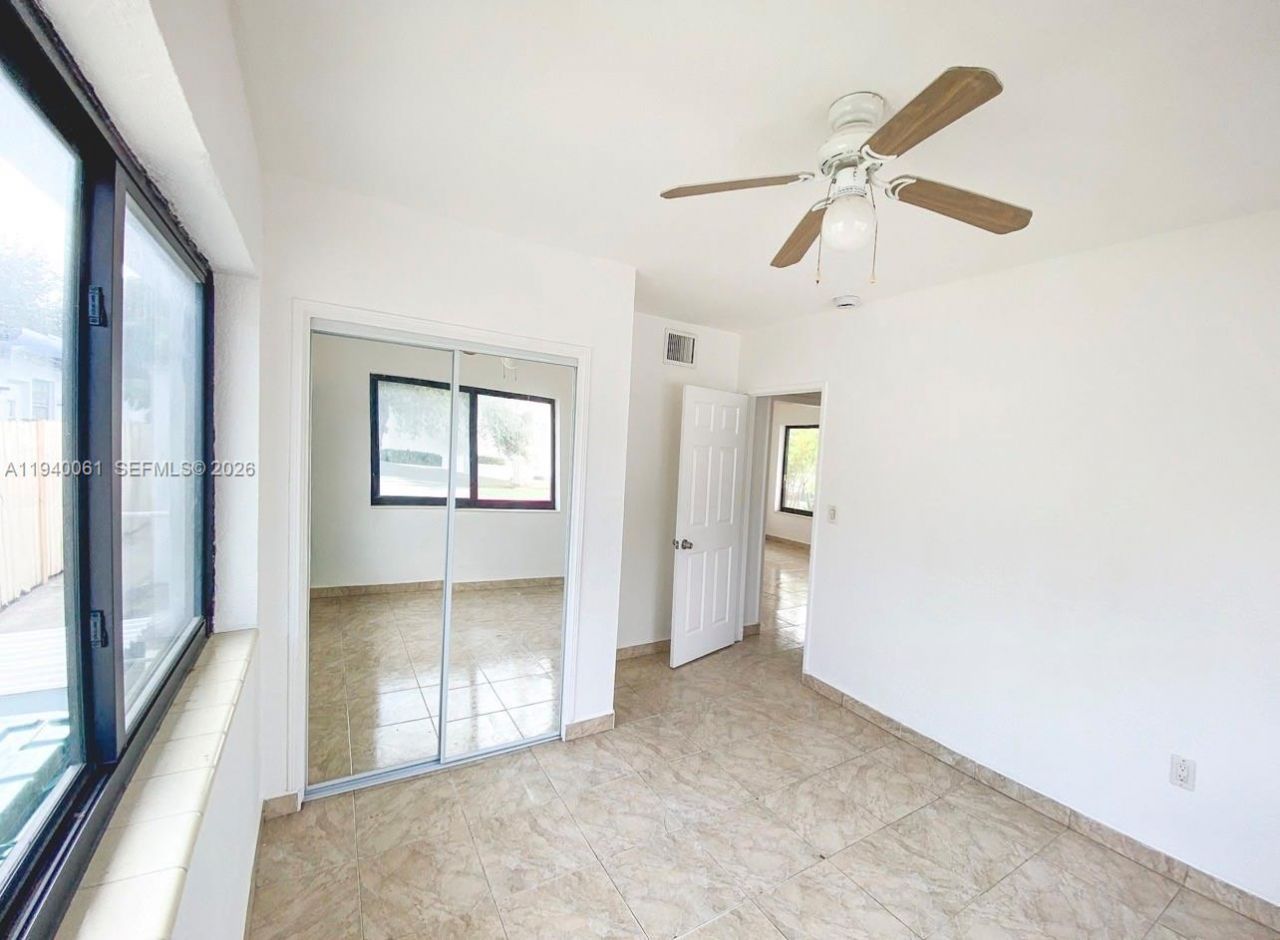 650 83rd St, Unit 3, Miami Beach, FL 33141 Photo