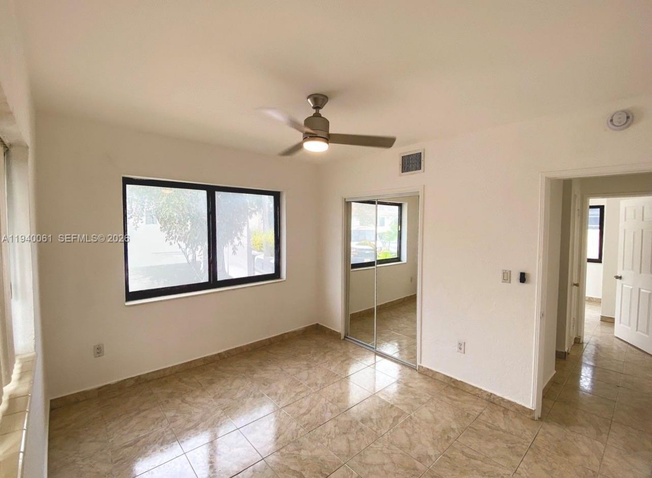 650 83rd St, Unit 3, Miami Beach, FL 33141 Photo