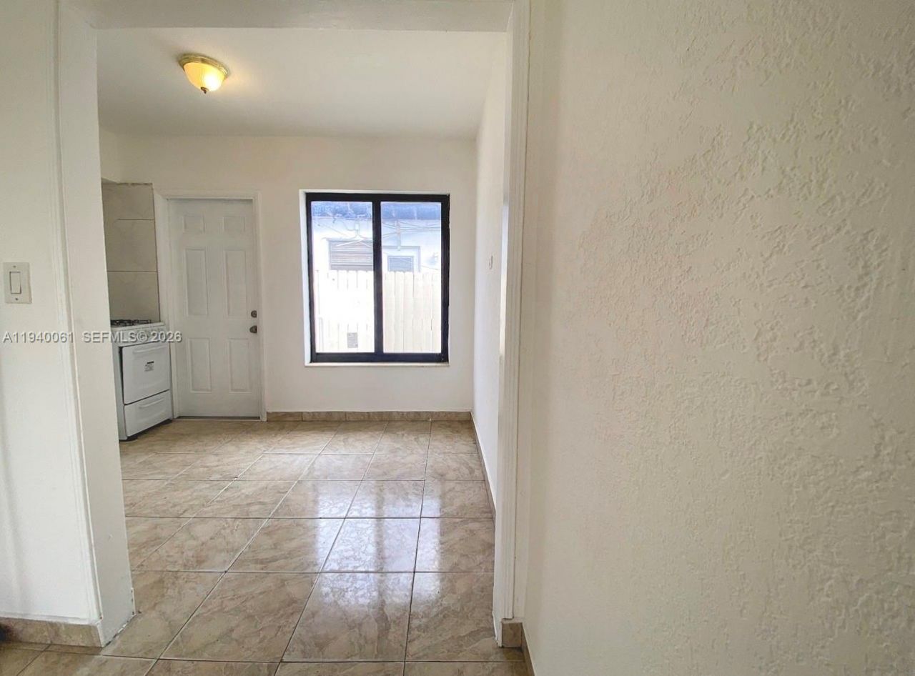 650 83rd St, Unit 3, Miami Beach, FL 33141 Photo
