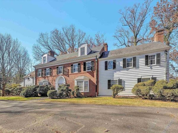 934 COMMANDER DR, ROANOKE, VA 24019